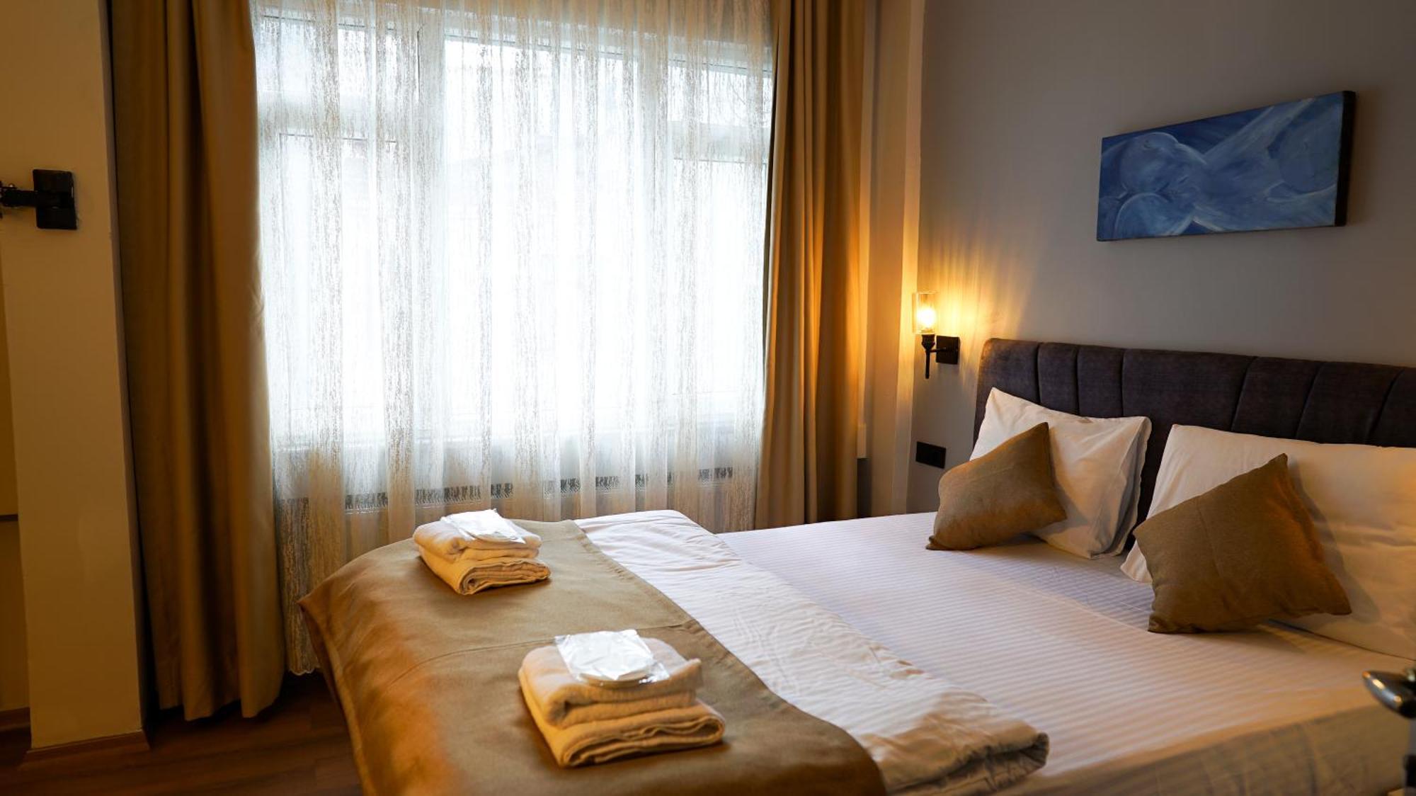 Front Door Suites Istanbul Bagian luar foto